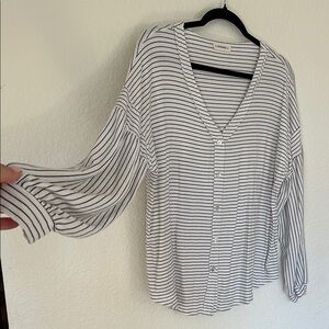Anthropologie Women's Striped Button-Up Top medium
